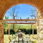 Alloggio per agriturismo Il Canneto Di *